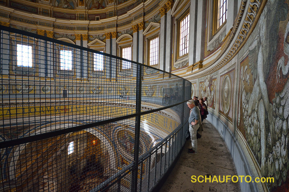 Petersdom, Aufgang zur Kuppel