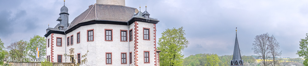 Erster Halt: Burg Posterstein
